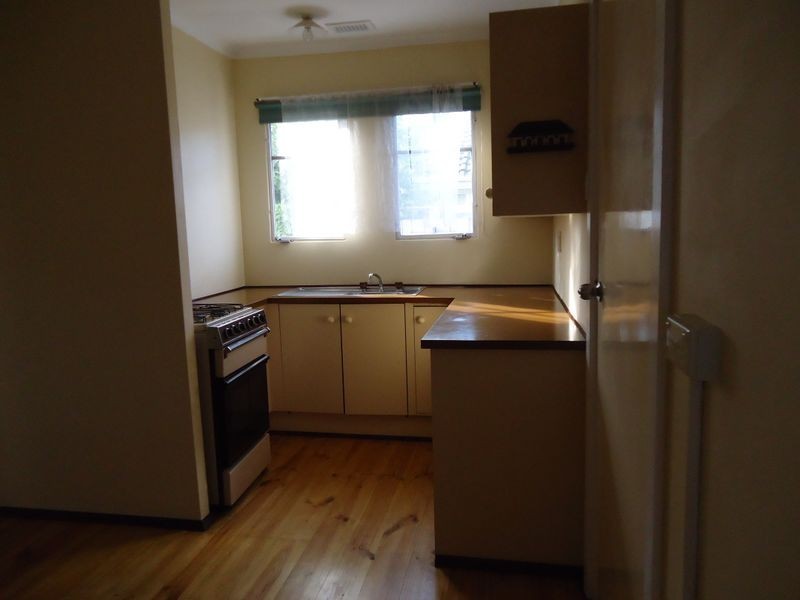 24 Oak Avenue, Doveton VIC 3177