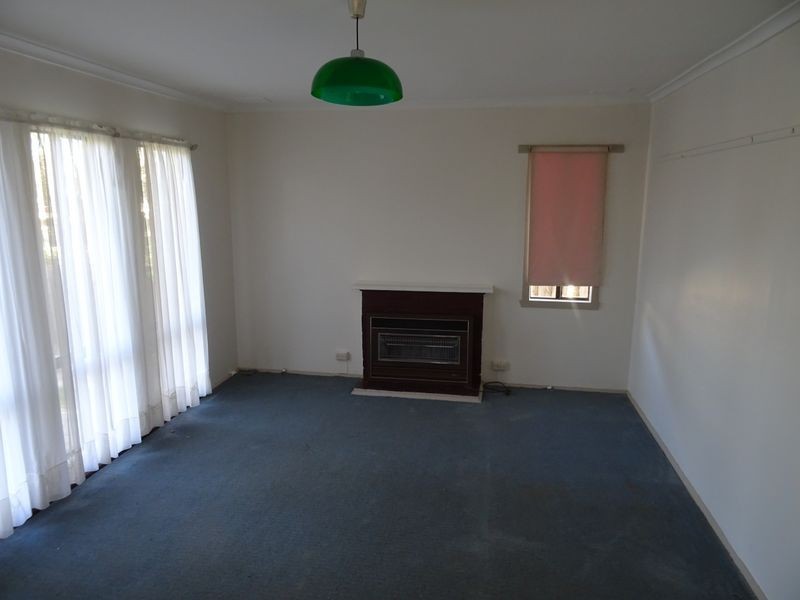 19 Jesson Crescent, Dandenong VIC 3175