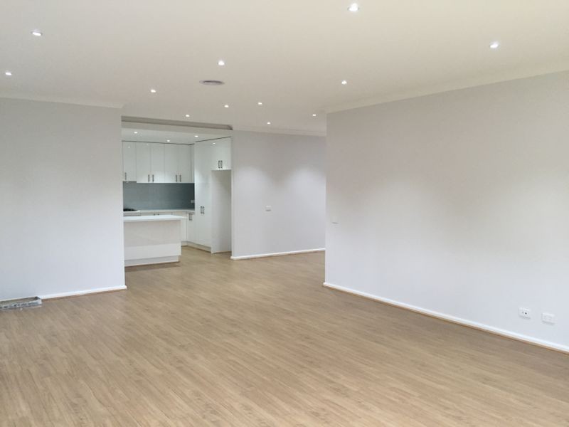 2/2 Cercis Court, Doveton VIC 3177