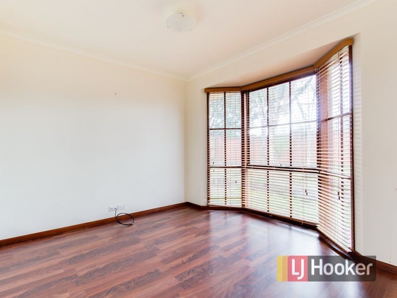 51 Kennington Park Drive, Endeavour Hills VIC 3802