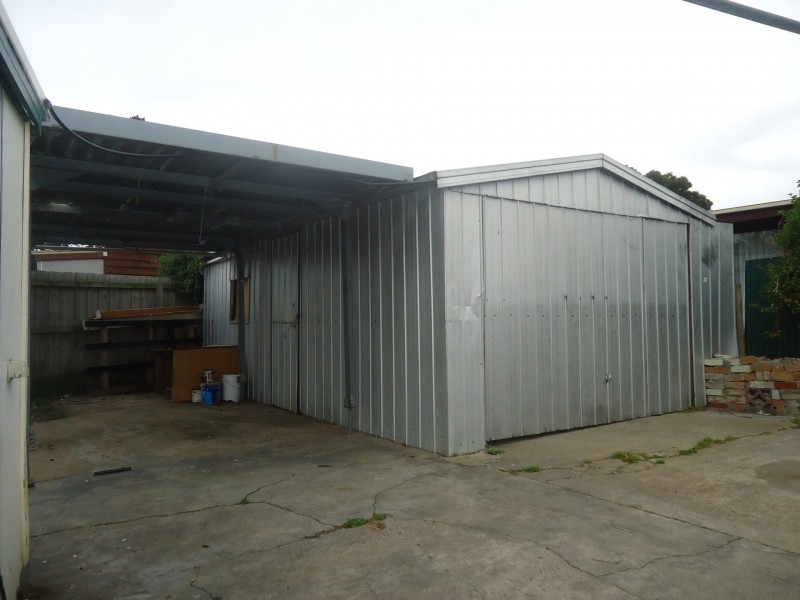 1 Mitre Crescent, Frankston North VIC 3200