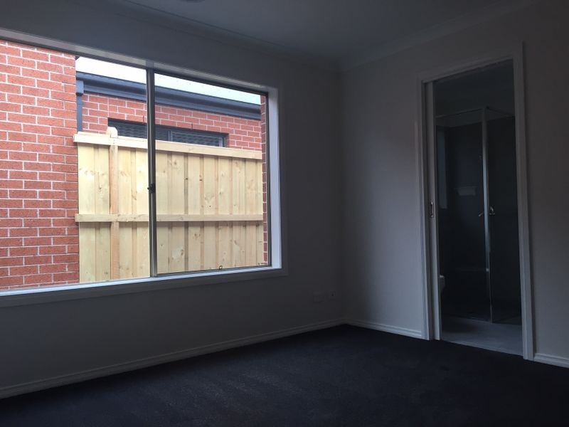 LOT 762 Sundaze Street, Clyde North VIC 3978