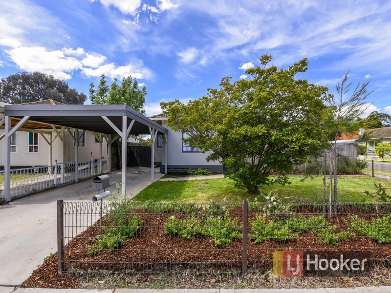 14 Tarata Drive, Doveton VIC 3177