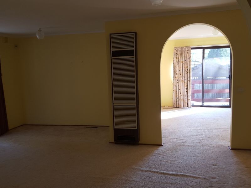 24 Clydebank Avenue, Endeavour Hills VIC 3802