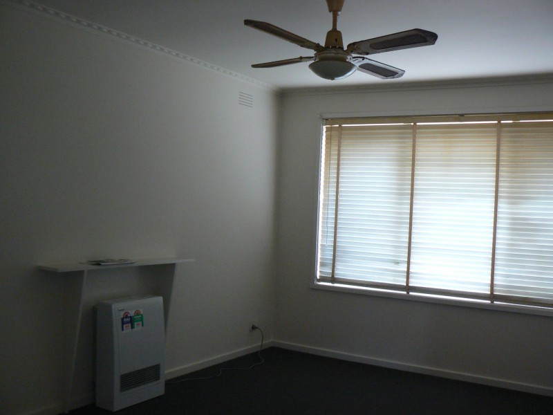 Unit 1/16 Charles Avenue, Hallam VIC 3803