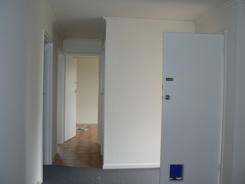 Unit 1/16 Charles Avenue, Hallam VIC 3803