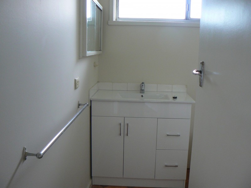 Unit 1/16 Charles Avenue, Hallam VIC 3803