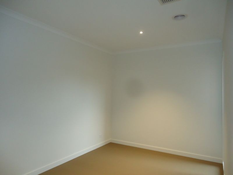 12 Oleander street, Doveton VIC 3177