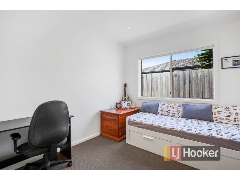 44/21 Kingfisher Drive, Doveton VIC 3177