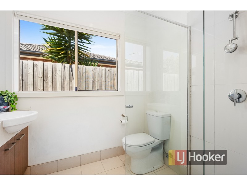 44/21 Kingfisher Drive, Doveton VIC 3177