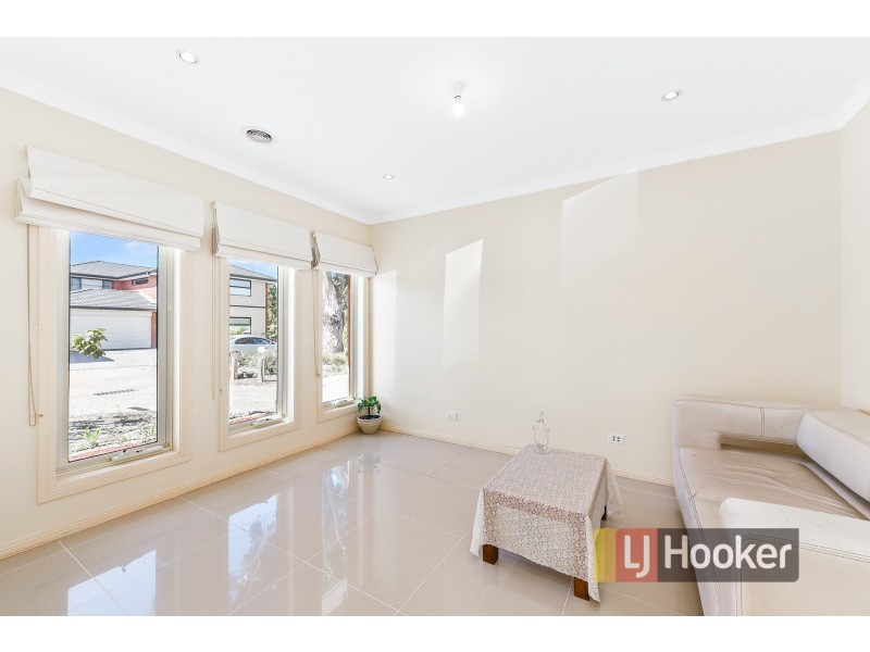 4 Obec Mews, Dandenong VIC 3175