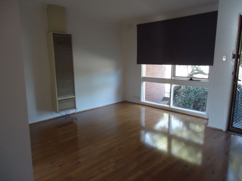 2/9 Rhoden court, Dandenong North VIC 3175