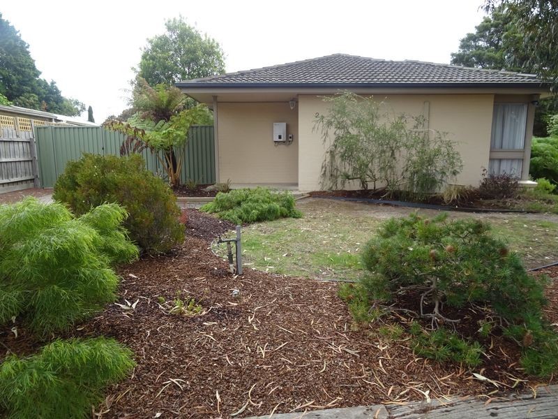 2 Whitestone Court, Endeavour Hills VIC 3802