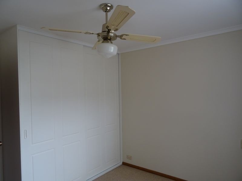 2 Whitestone Court, Endeavour Hills VIC 3802