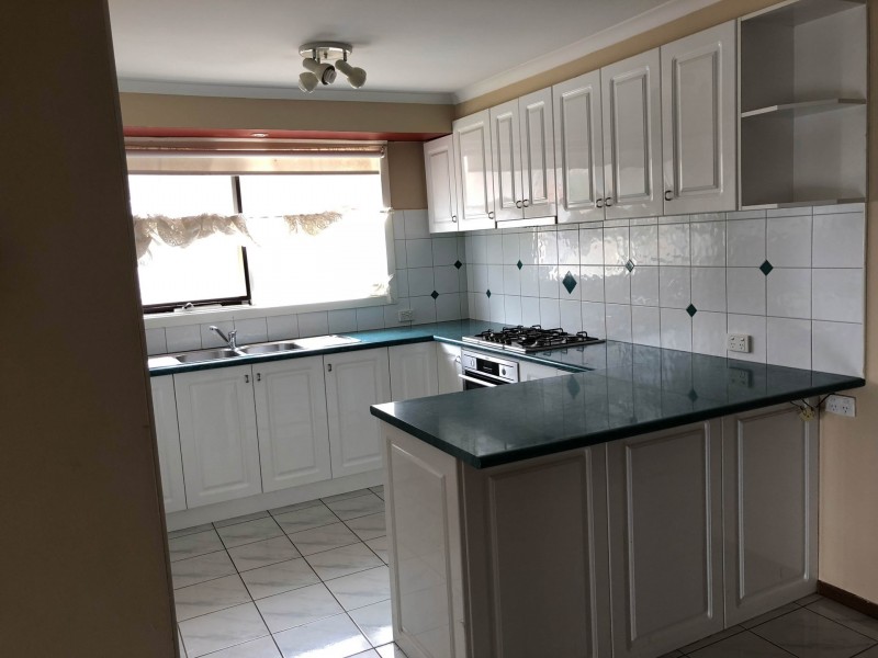 95 John Fawkner Drive, Endeavour Hills VIC 3802