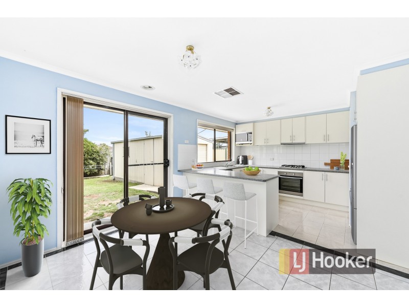 30 Lauren Drive, Hampton Park VIC 3976