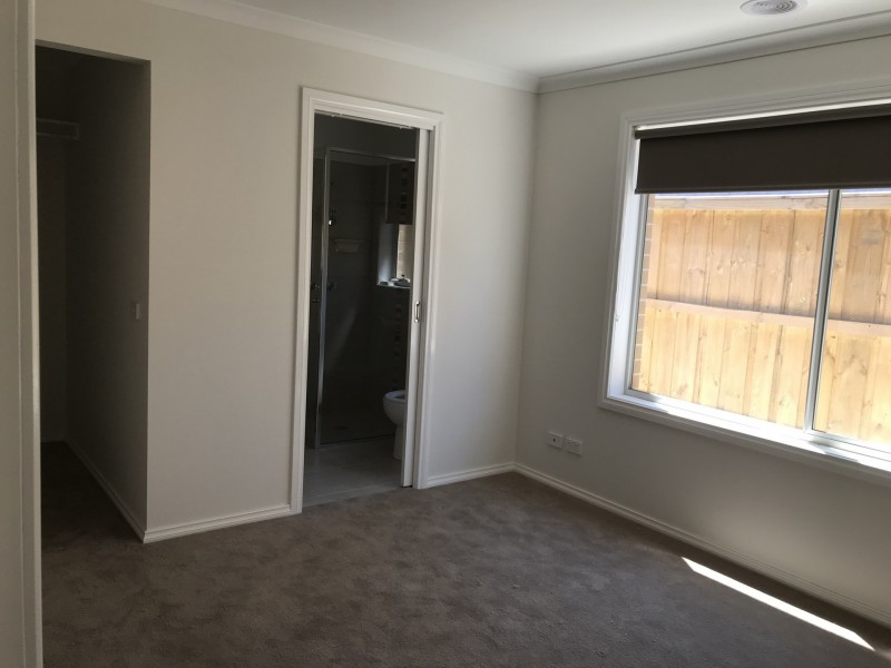 LOT 720/NO3 Hutt Road, Clyde North VIC 3978