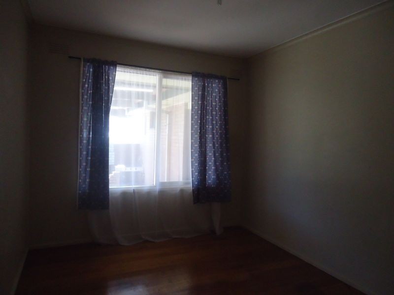 1 Glen Alvie Street, Seaford VIC 3198