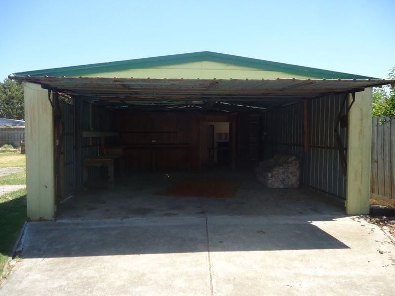 1 Glen Alvie Street, Seaford VIC 3198