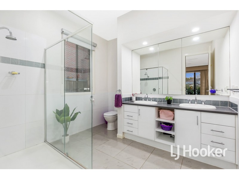 48 The Springs Close, Narre Warren South VIC 3805