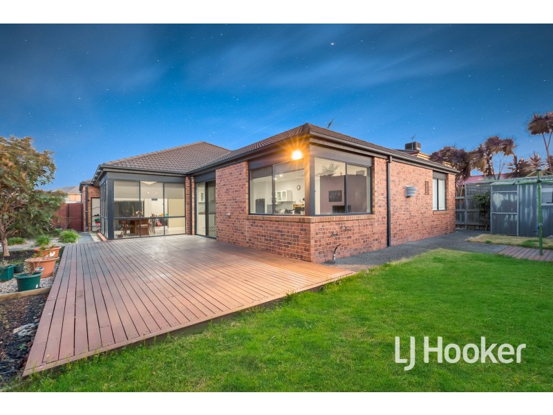 48 The Springs Close, Narre Warren South VIC 3805