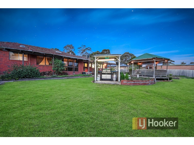 4 Gracilis Court, Endeavour Hills VIC 3802