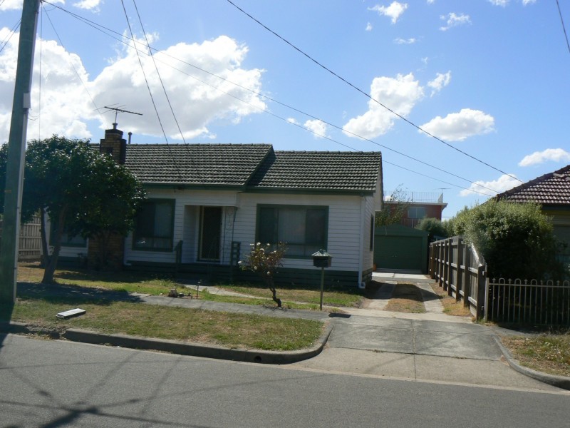 9 Janice Grove, Dandenong VIC 3175