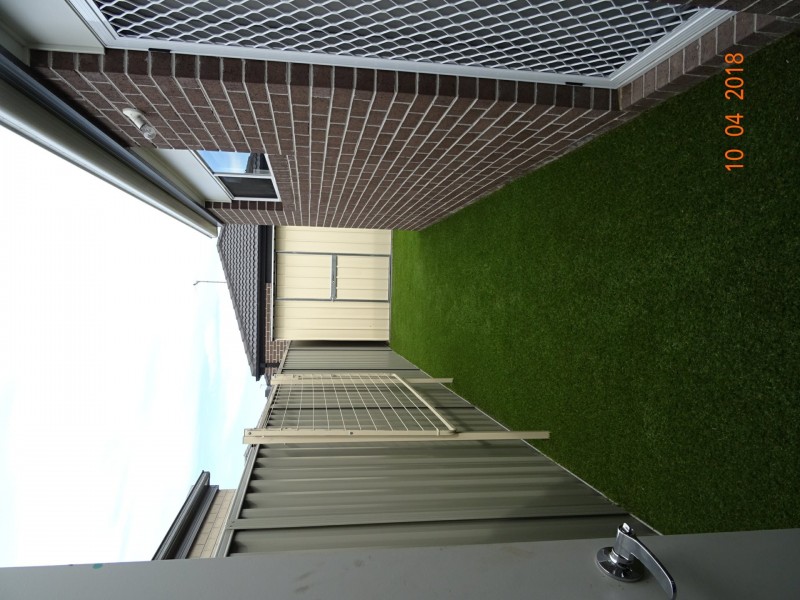 17 Renlik Circuit, Cranbourne VIC 3977