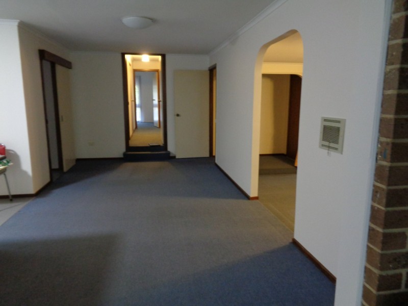 2 Patterson Court, Endeavour Hills VIC 3802