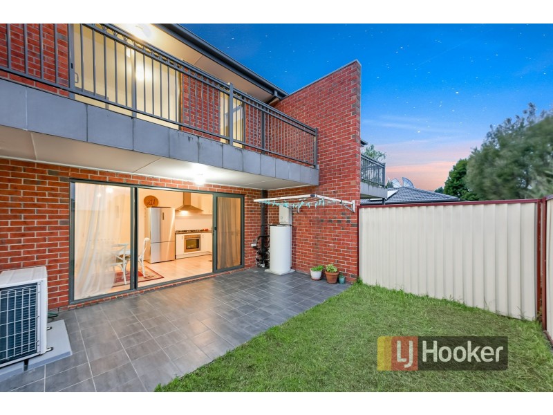 8/3A Baileyana Drive, Endeavour Hills VIC 3802