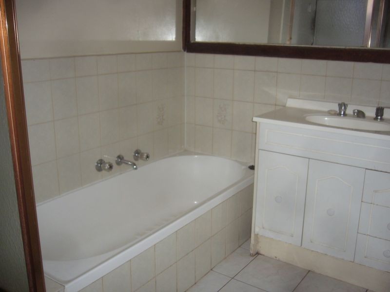 10 Sabine Avenue, Dandenong North VIC 3175