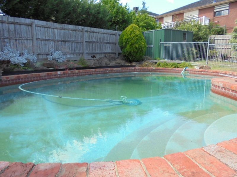 2 Monkhouse Drive, Endeavour Hills VIC 3802