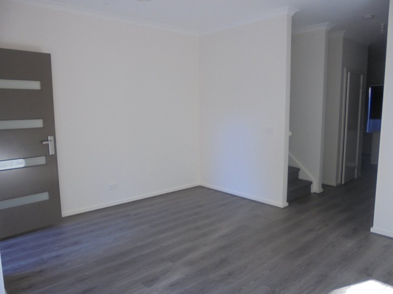 3/50 Dawn Avenue, Dandenong VIC 3175