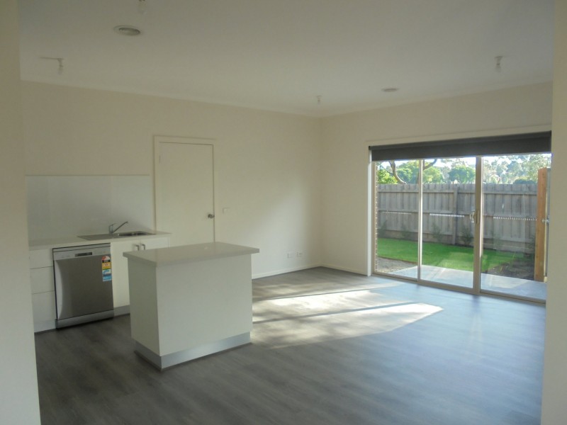 7/50 Dawn Avenue, Dandenong VIC 3175