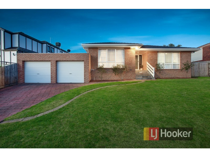 12 George Bass Avenue, Endeavour Hills VIC 3802