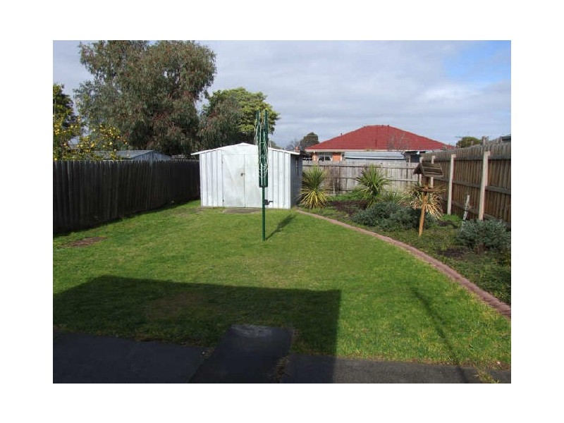 16B Third Avenue, Dandenong North VIC 3175