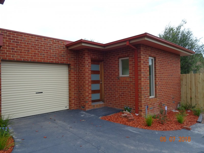 Unit 3/42 King George Parade, Dandenong VIC 3175