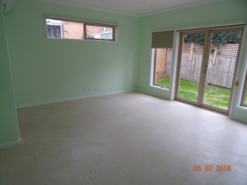 Unit 3/42 King George Parade, Dandenong VIC 3175