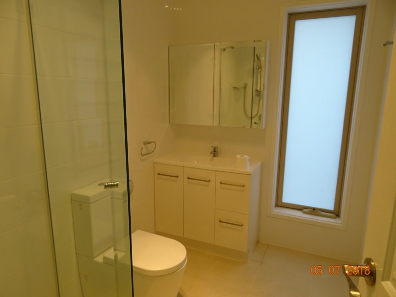 Unit 3/42 King George Parade, Dandenong VIC 3175