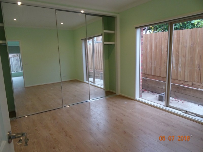 Unit 3/42 King George Parade, Dandenong VIC 3175