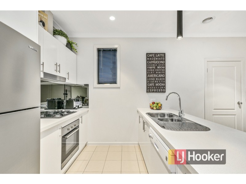 5/7 Baileyana Drive, Endeavour Hills VIC 3802