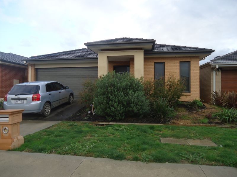 32 Saffron Avenue, Officer VIC 3809