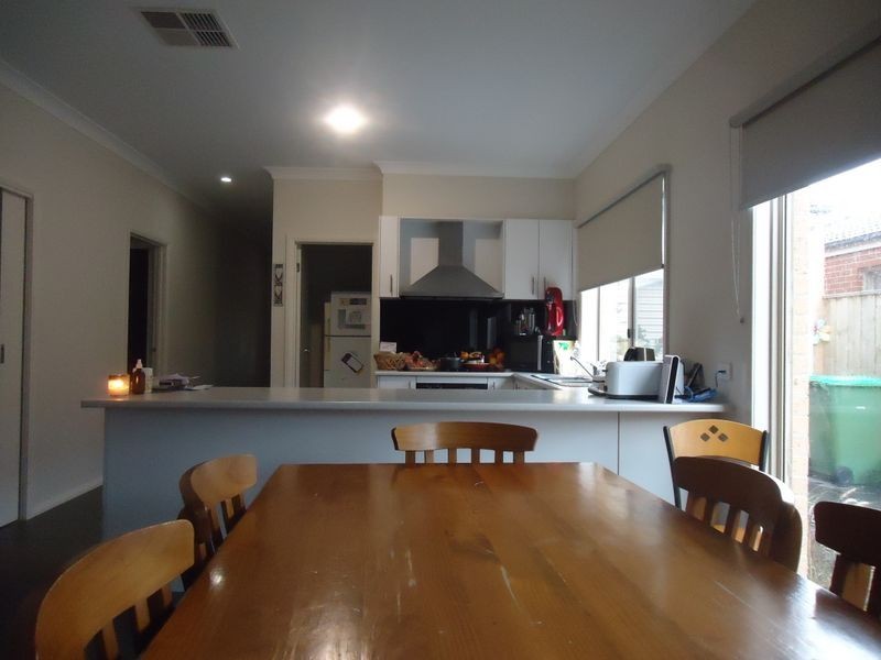 32 Saffron Avenue, Officer VIC 3809