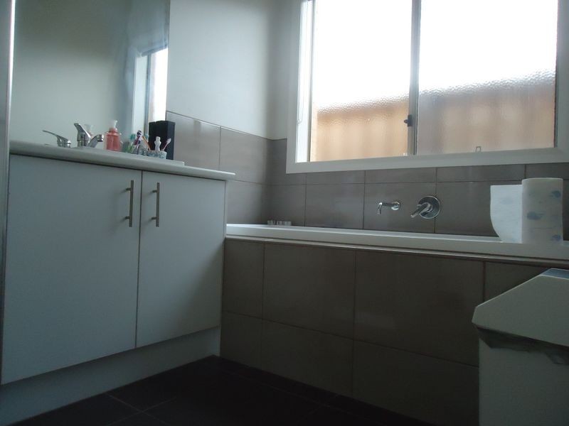 32 Saffron Avenue, Officer VIC 3809