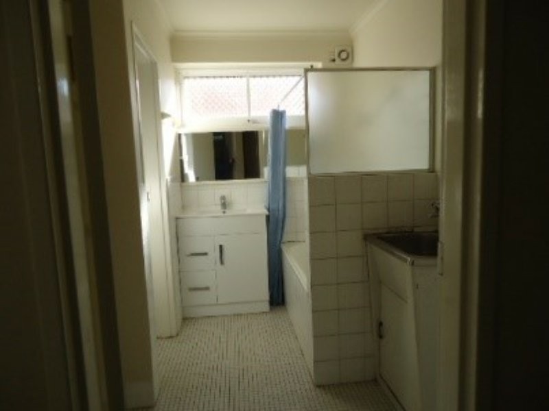 Apartment 3/12 Stud Road, Dandenong VIC 3175