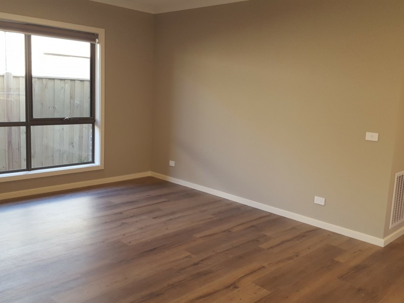 30 Kite Street, Clyde North VIC 3978