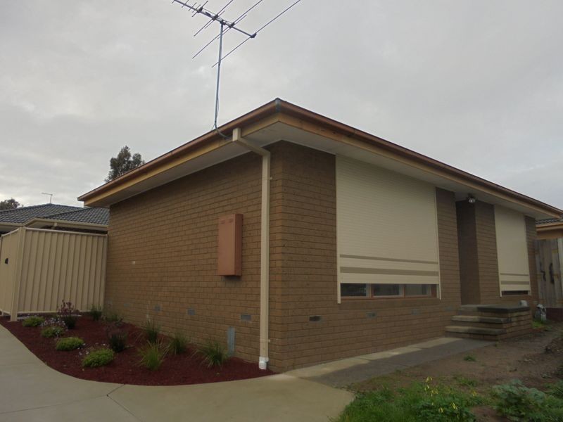 1/22 Crossdale Rise, Endeavour Hills VIC 3802