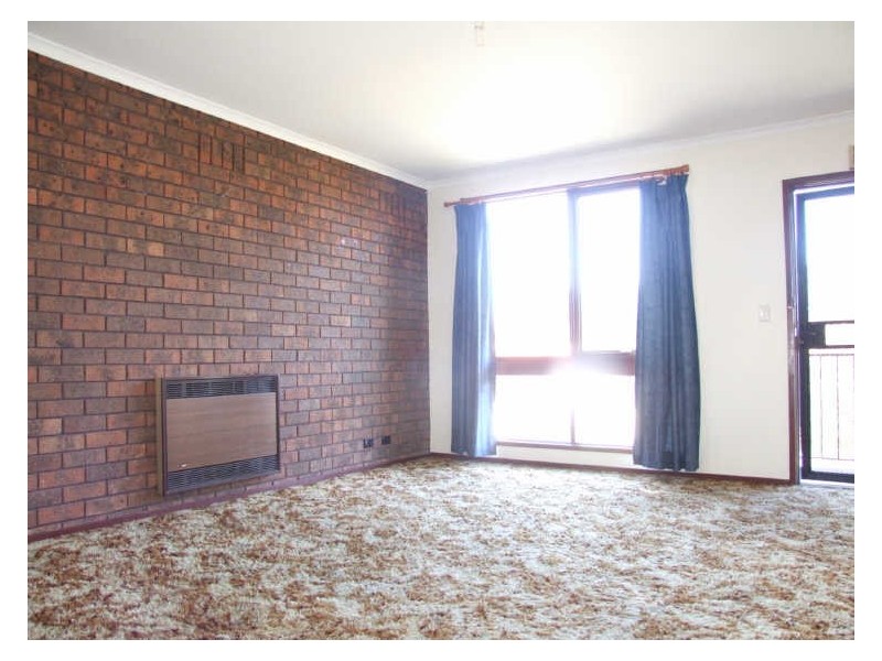 6/7 James Street, Dandenong VIC 3175