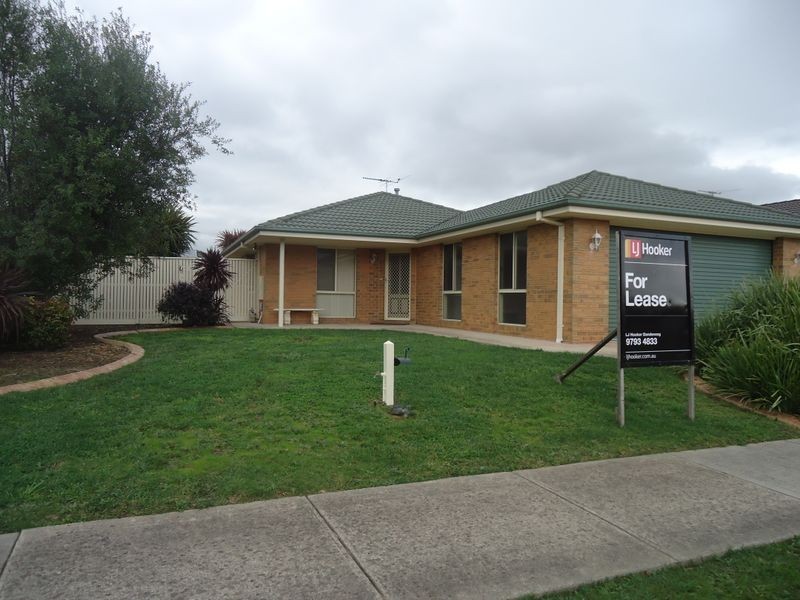 12 Terri Ester Drive, Berwick VIC 3806