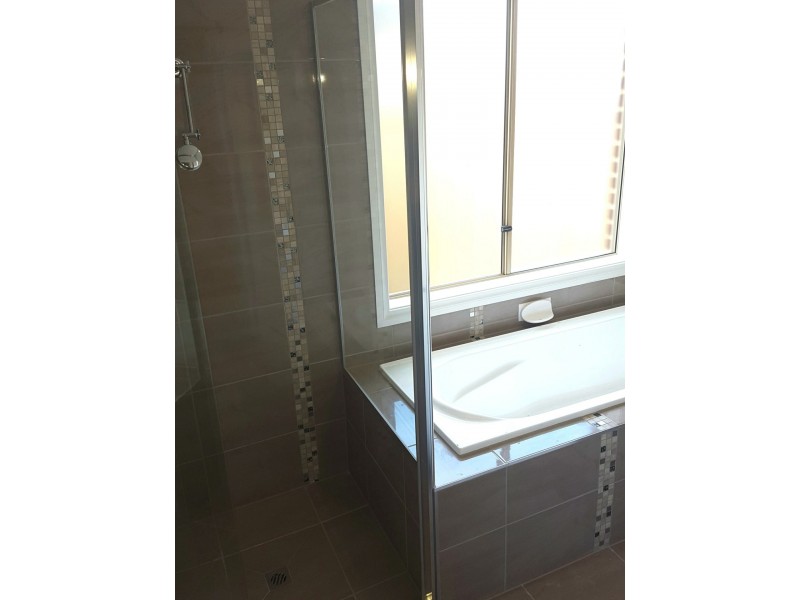 Lot 233/46 Skylark Boulevard, Clyde North VIC 3978